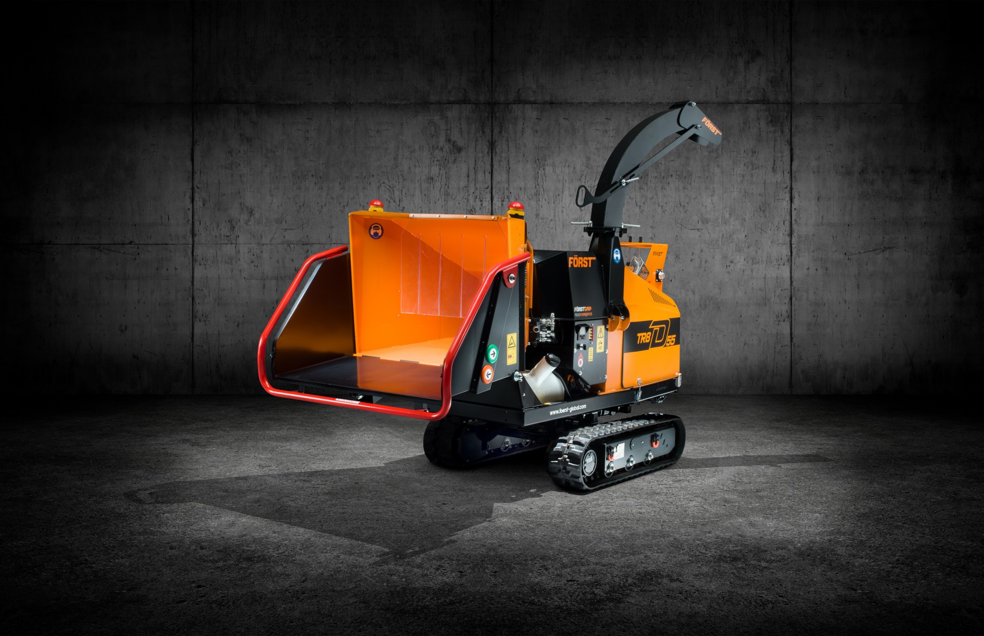 Forst TR8D 55 pk hout versnipperaar hakselaar voorzijde